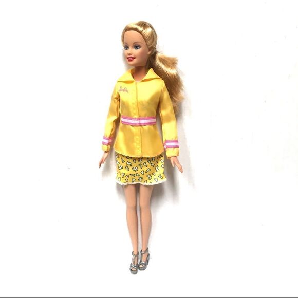 Vintage 1998 Barbie doll in Easter dress & jacket - Picture 2 of 10